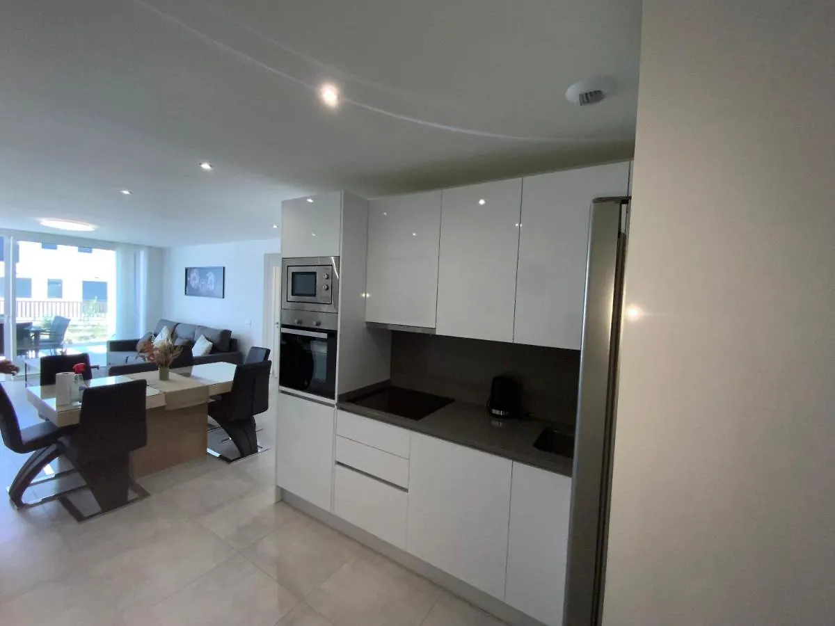 Casa Banderas - La Cala De Mijas Lovely 3 Bed Apartment Málaga İspanya