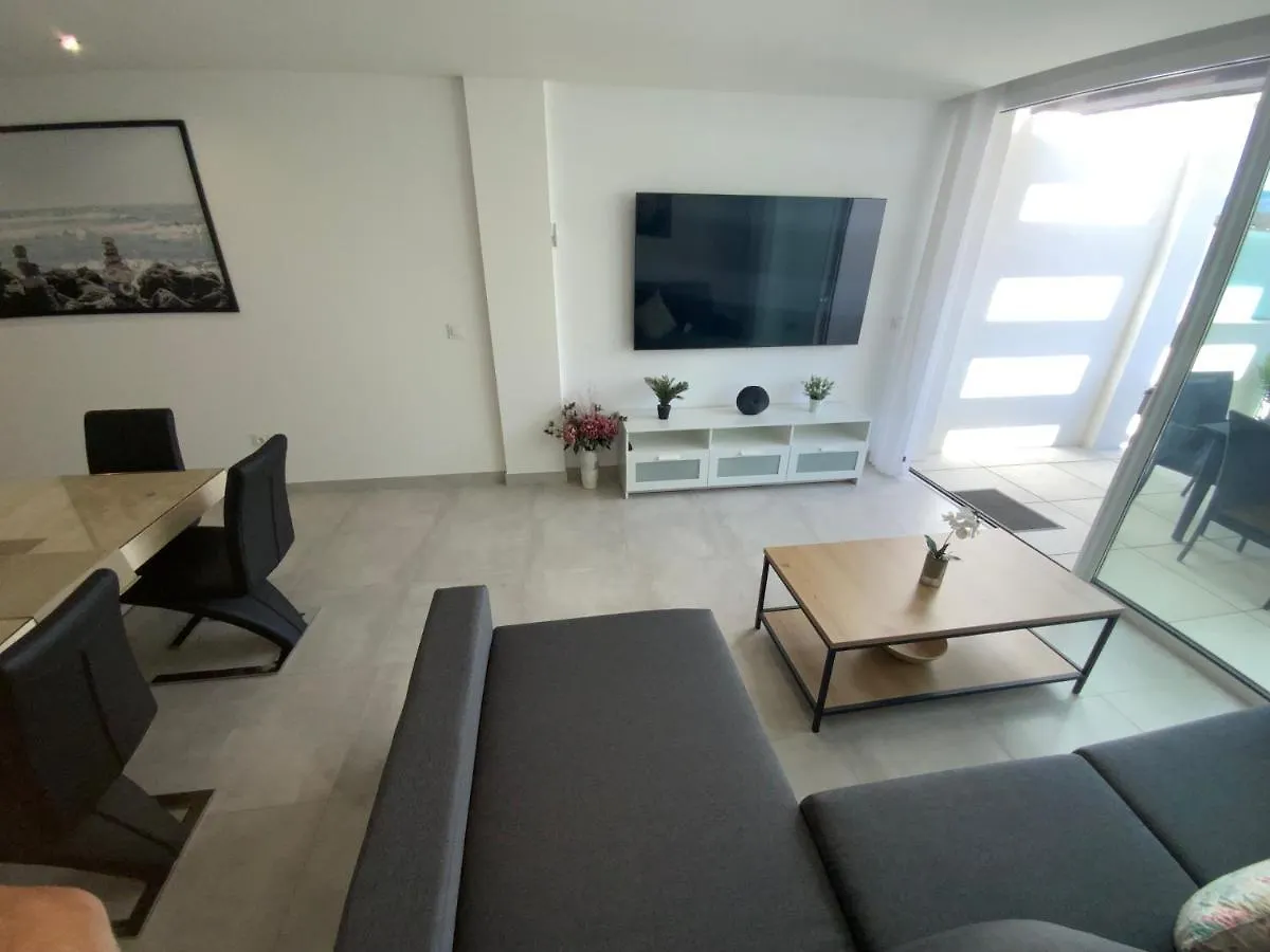 Casa Banderas - La Cala De Mijas Lovely 3 Bed Apartment Malaga