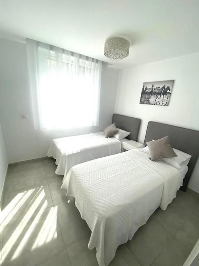 Casa Banderas - La Cala De Mijas Lovely 3 Bed Apartment Malaga 0*,  Spain